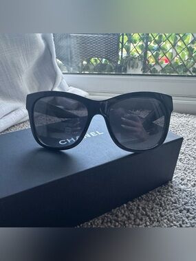 Chanel Women's Sunglasses - Black Polarized